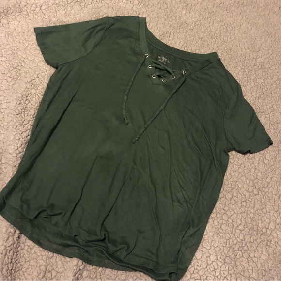 Army green top - Picture 1 of 1